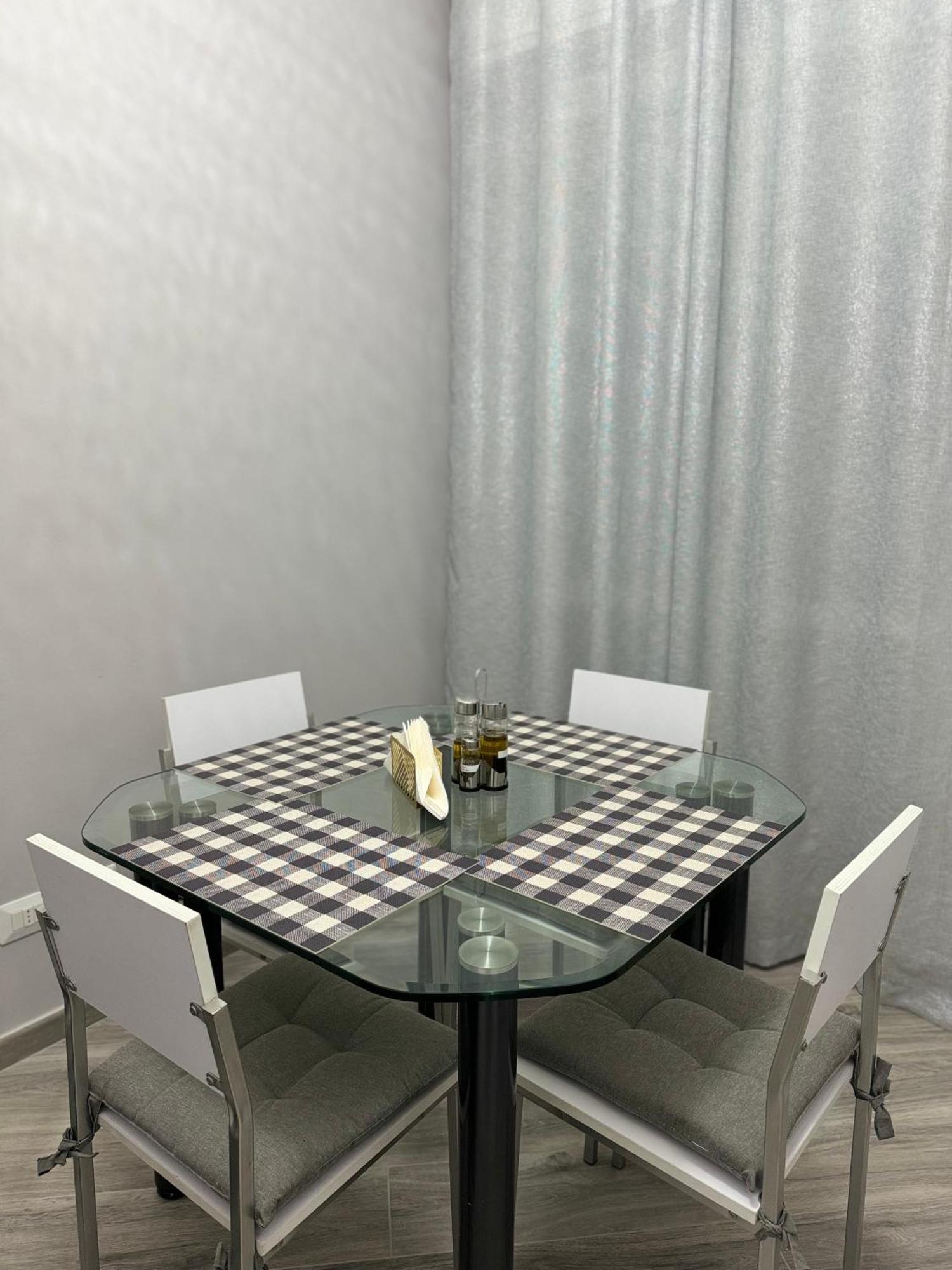 Trento House Zona Stazione Centro Storico Leilighet Parma Eksteriør bilde